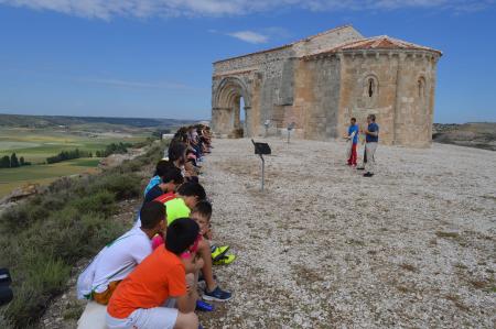 Imagen La gente joven interesada por la ermita de San Miguel