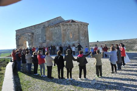 Imagen Sacramenia cumple con la rogativa a la ermita de San Miguel